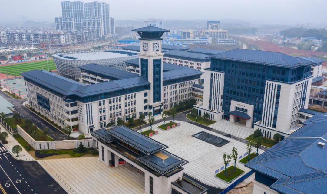 学校航拍图.jpg